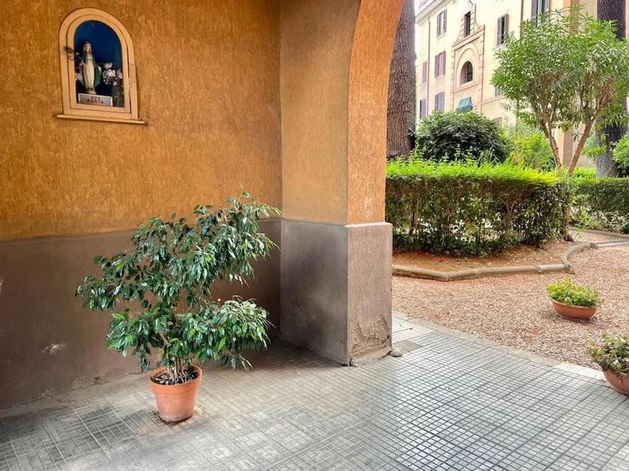 New - Comfortable Apt Porta Latina 罗马 外观 照片
